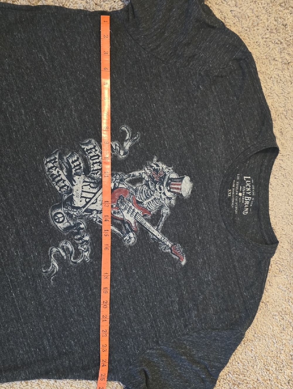 Lucky Brand Charcoal Graphic Tee for Men - Picture 5 of 5